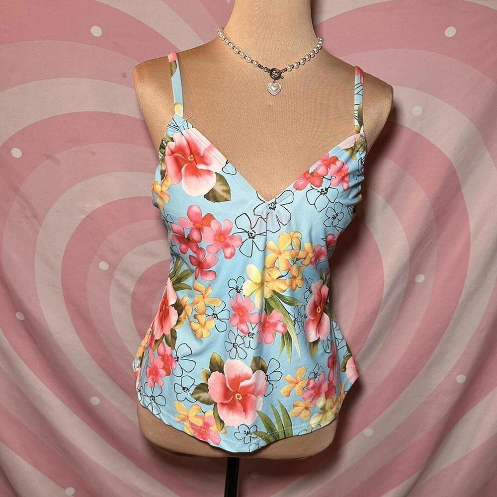 Y2K Hawaiian coconut girl core top